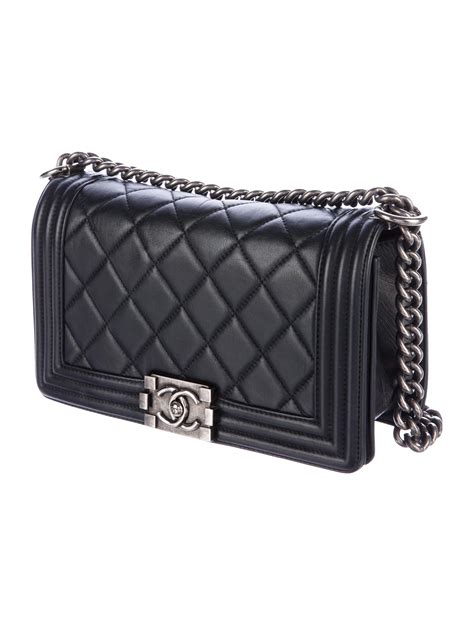 chanel medium boy bag size|Chanel boy small quilted bag.